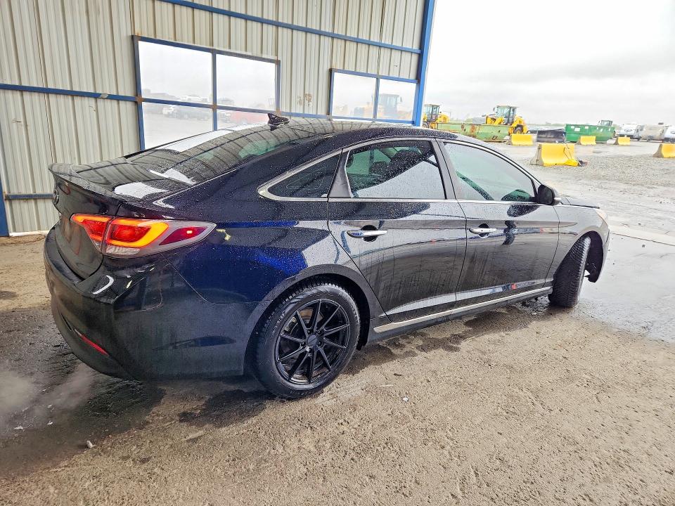 2016 Hyundai Sonata Hybrid მანქანა იყიდება აუქციონზე, vin: KMHE24L1XGA036385, აუქციონის ნომერი: 52162336
