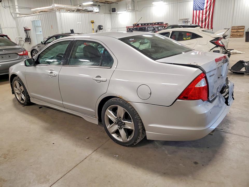 54680516 :رقم المزاد ، 3FAHP0KC0AR273808 vin ، 2010 Ford Fusion 4d 2wd مزاد بيع