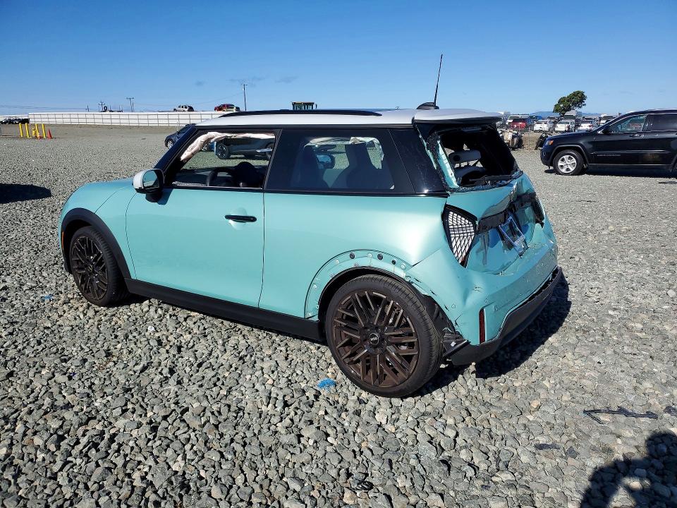 54829956 :رقم المزاد ، WMW23GD0XS2X14368 vin ، 2025 Mini Cooper مزاد بيع