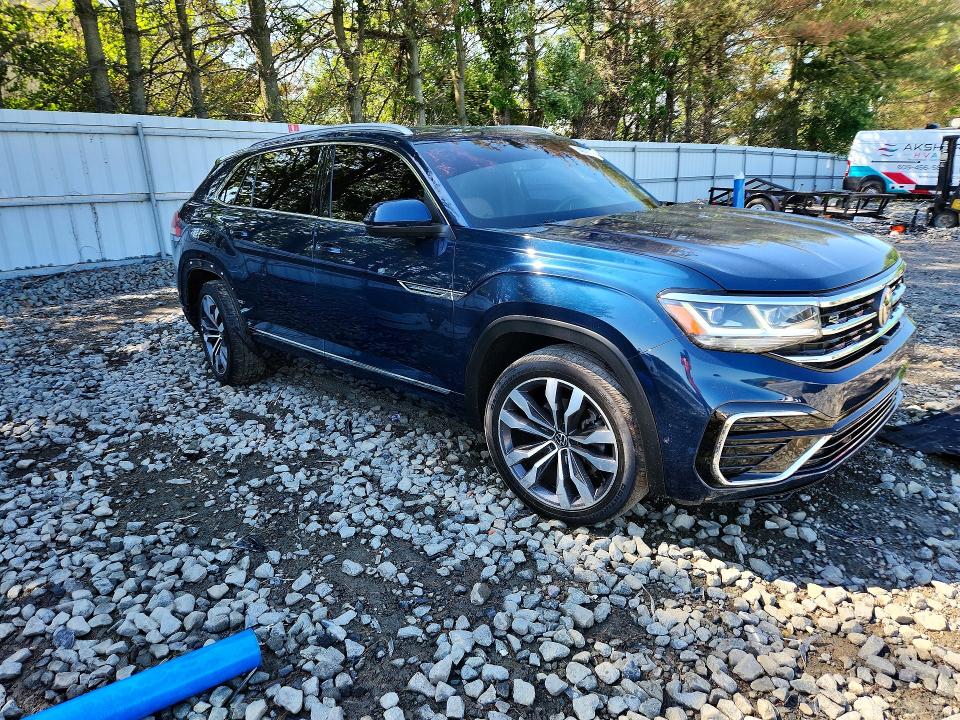 Auction sale of the 2022 Volkswagen Atlas Cross Sport, vin: 1V2FE2CA8NC216002, lot number: 54278266