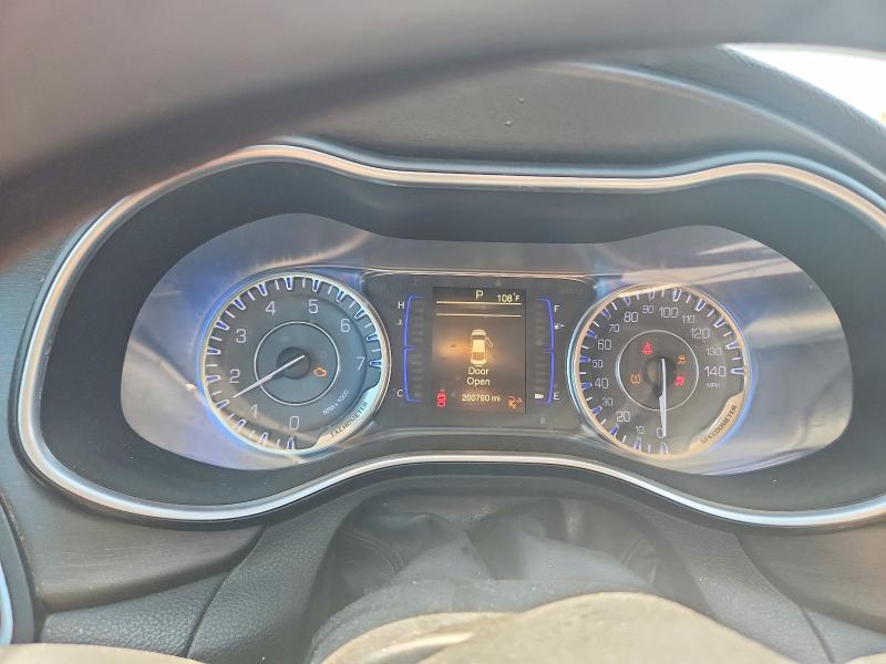 Продажа на аукционе авто 2016 Chrysler 200, vin: 1C3CCCAB3GN104196, номер лота: 53533546