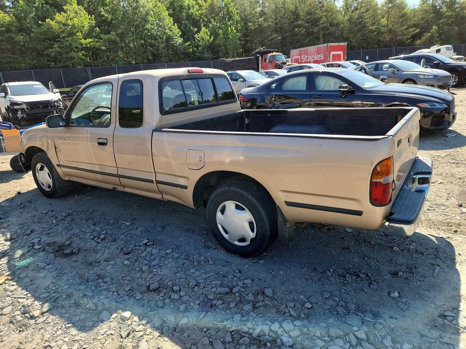 51920716 :رقم المزاد ، 4TAVL52N6YZ676636 vin ، 2000 Toyota Tacoma مزاد بيع