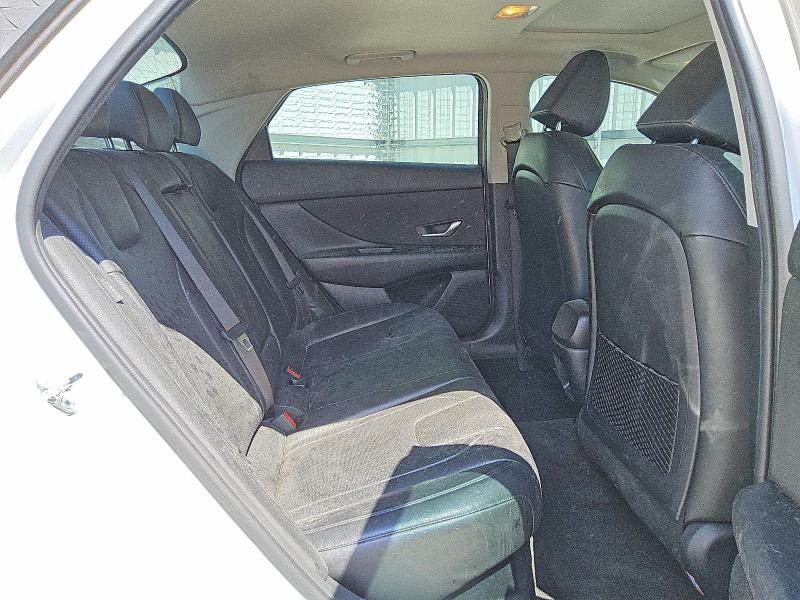 2024 Hyundai Elantra მანქანა იყიდება აუქციონზე, vin: KMHLN4DJXRU107096, აუქციონის ნომერი: 53273846