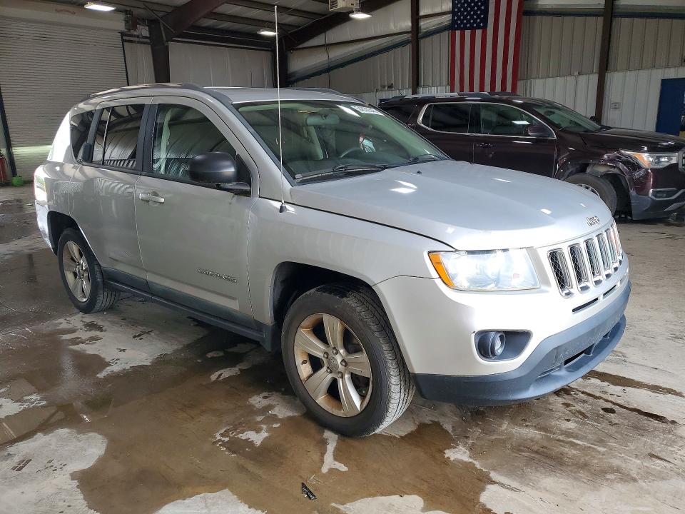 54850346 :رقم المزاد ، 1J4NF1FB0BD282651 vin ، 2011 Jeep Compass مزاد بيع