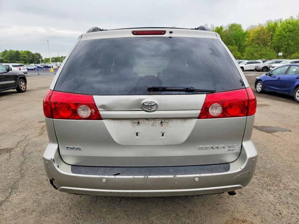 2008 Toyota Sienna მანქანა იყიდება აუქციონზე, vin: 5TDBK22C48S021951, აუქციონის ნომერი: 53754066