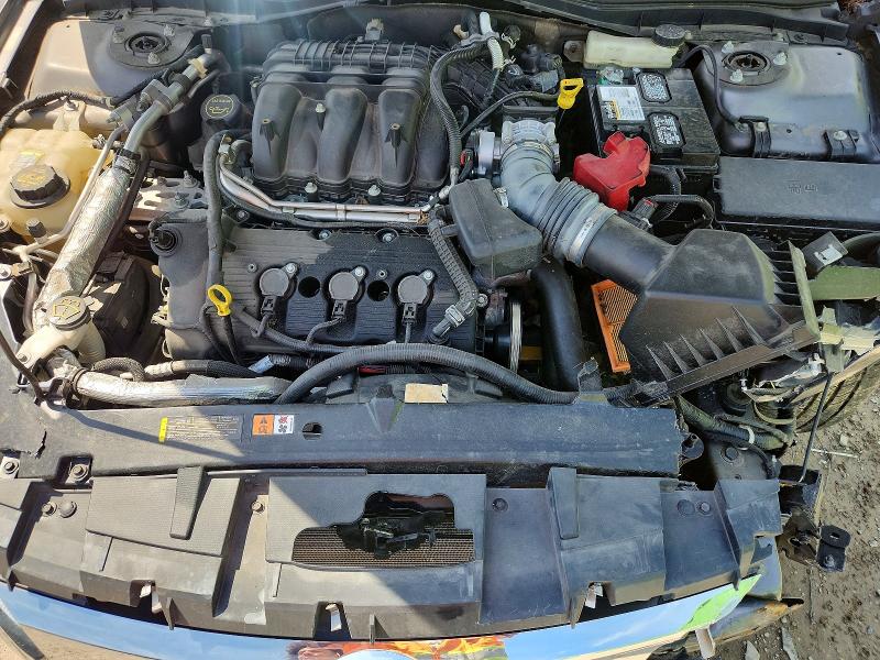 55001366 :رقم المزاد ، 3FAHP0JG4AR350331 vin ، 2010 Ford Focus مزاد بيع