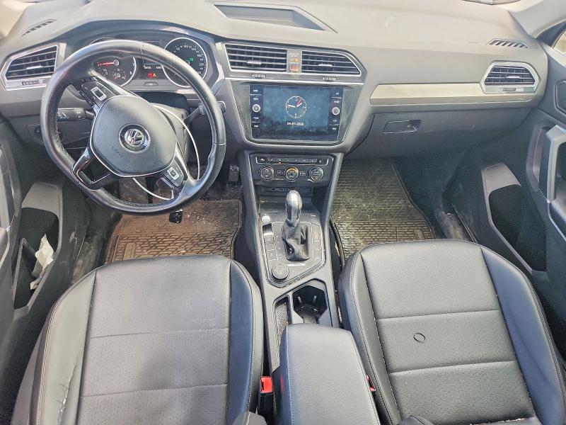 51776916 :رقم المزاد ، 3VV2B7AX8JM157282 vin ، 2018 Volkswagen Tiguan مزاد بيع