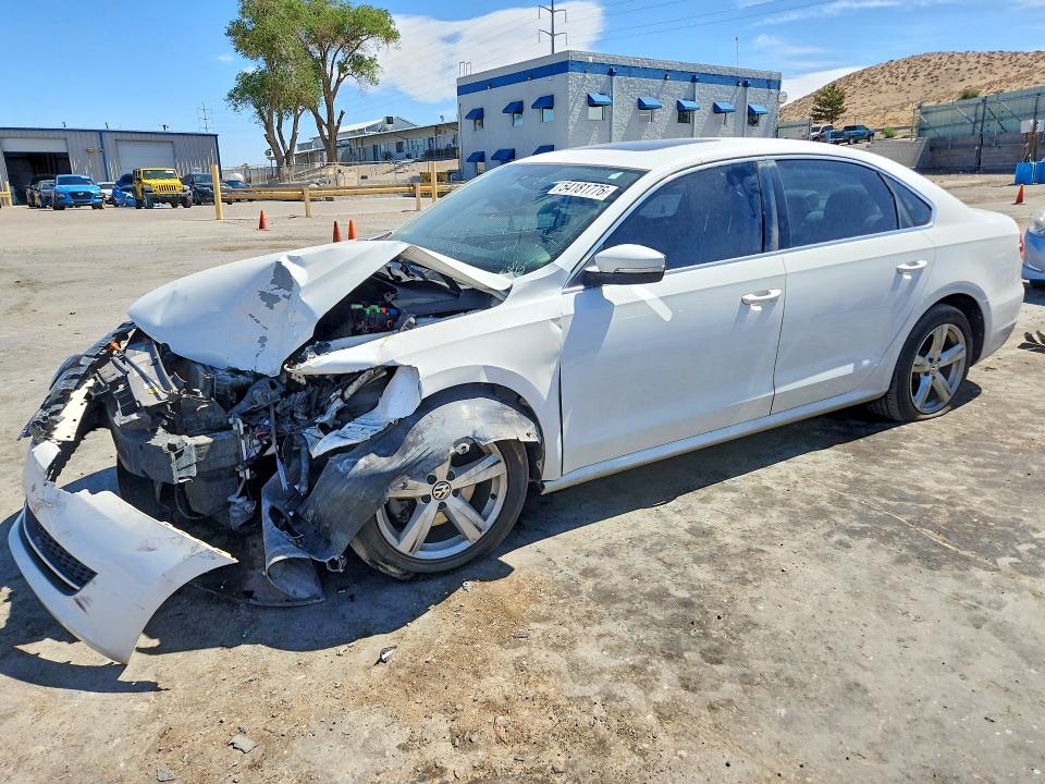 54181776 :رقم المزاد ، 1VWBN7A31DC031769 vin ، 2013 Volkswagen Passat مزاد بيع