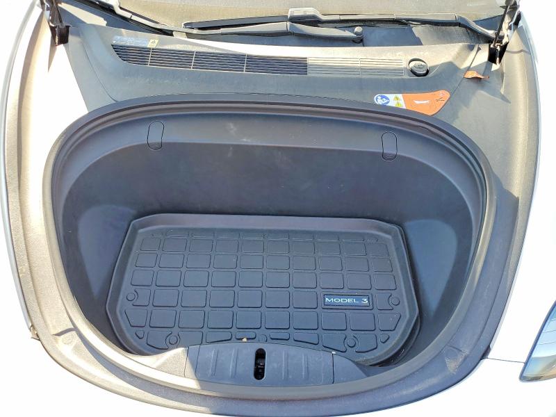 53473866 :رقم المزاد ، 5YJ3E1EA5JF015733 vin ، 2018 Tesla Model 3 مزاد بيع