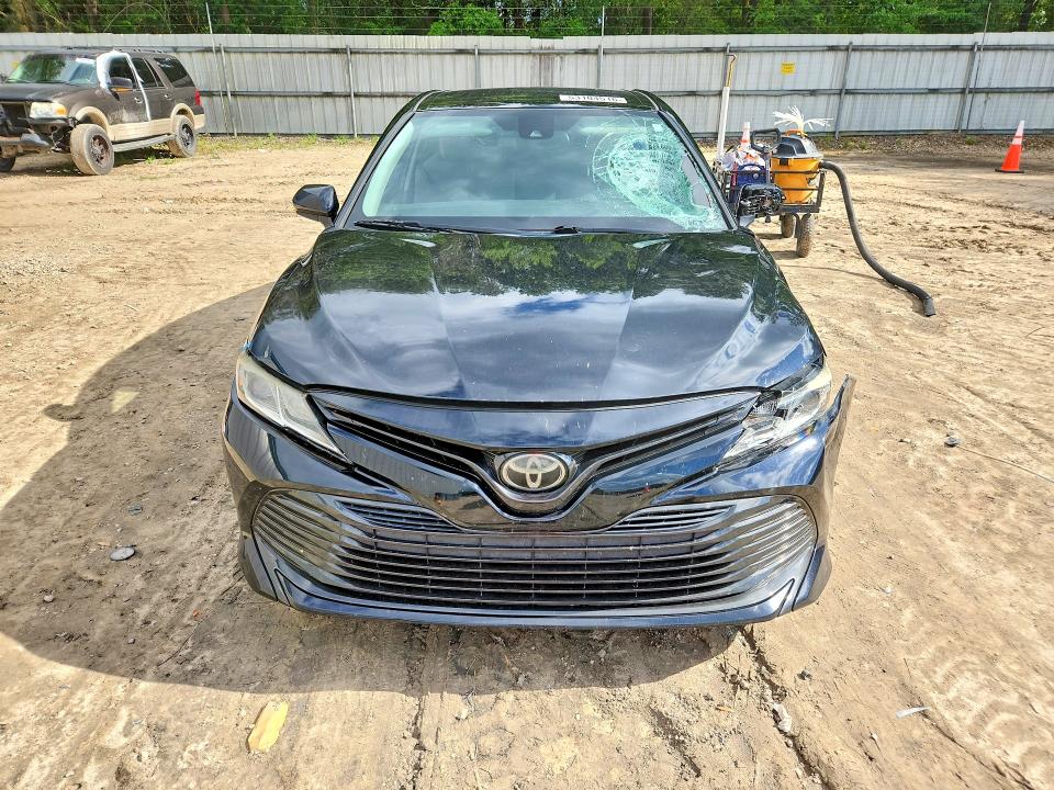 2019 Toyota Camry მანქანა იყიდება აუქციონზე, vin: 4T1B11HK4KU715310, აუქციონის ნომერი: 53104516