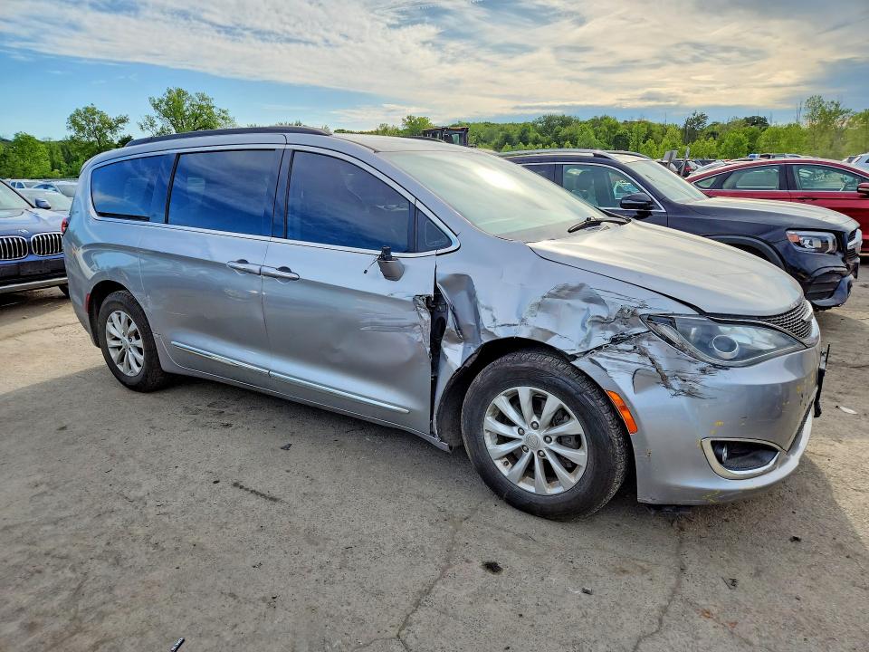 Продаж на аукціоні авто 2017 Chrysler Pacifica, vin: 2C4RC1BG4HR788216, номер лоту: 55329386