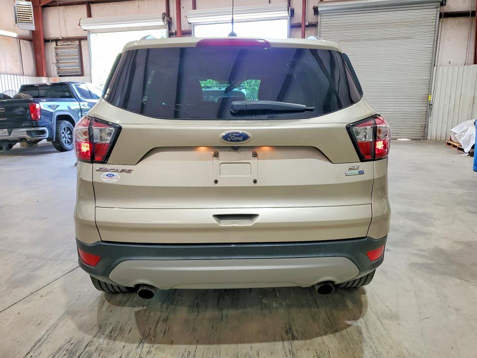 2017 Ford Escape მანქანა იყიდება აუქციონზე, vin: 1FMCU9G96HUD53658, აუქციონის ნომერი: 55309106