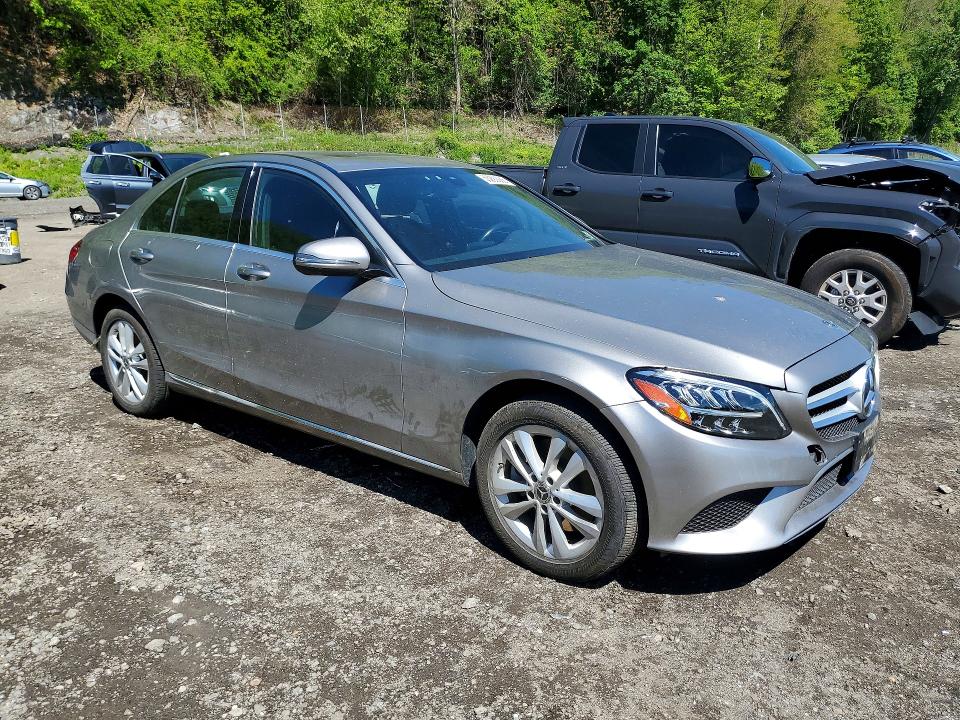 53290066 :رقم المزاد ، 55SWF8EB1KU293038 vin ، 2019 Mercedes-benz C مزاد بيع