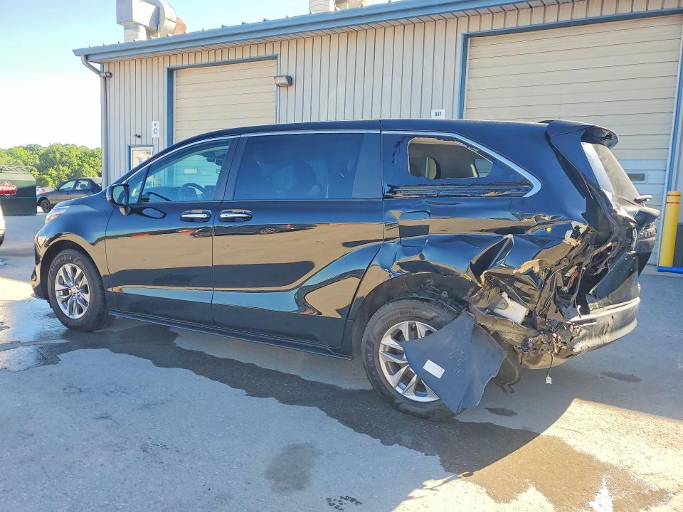 2023 Toyota Sienna მანქანა იყიდება აუქციონზე, vin: 5TDYSKFC7PS090684, აუქციონის ნომერი: 54470326
