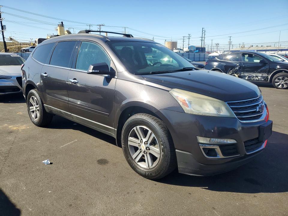 53226756 :رقم المزاد ، 1GNKRHKD1FJ352091 vin ، 2015 Chevrolet Traverse مزاد بيع