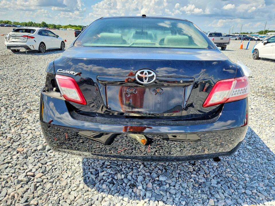 54628986 :رقم المزاد ، 4T1BF3EKXBU682069 vin ، 2011 Toyota Camry مزاد بيع