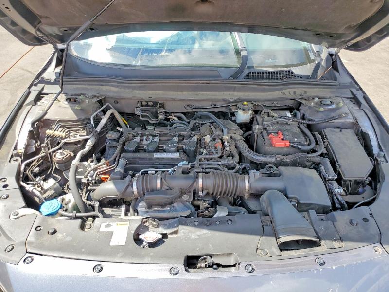 2018 Honda Accord მანქანა იყიდება აუქციონზე, vin: 1HGCV1F34JA063699, აუქციონის ნომერი: 54428456