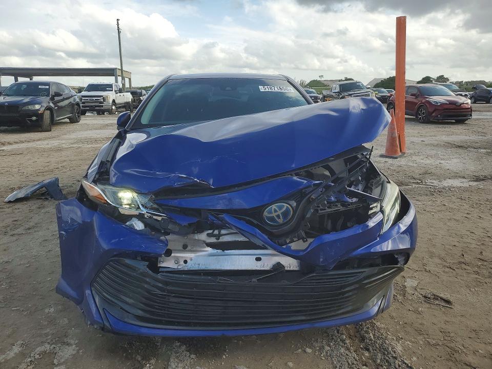 Aukcja sprzedaży 2018 Toyota Camry, vin: 4T1B31HKXJU501074, numer aukcji: 51871866