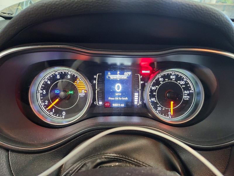52742856 :رقم المزاد ، 1C4PJLLX0KD270900 vin ، 2019 Jeep Cherokee مزاد بيع