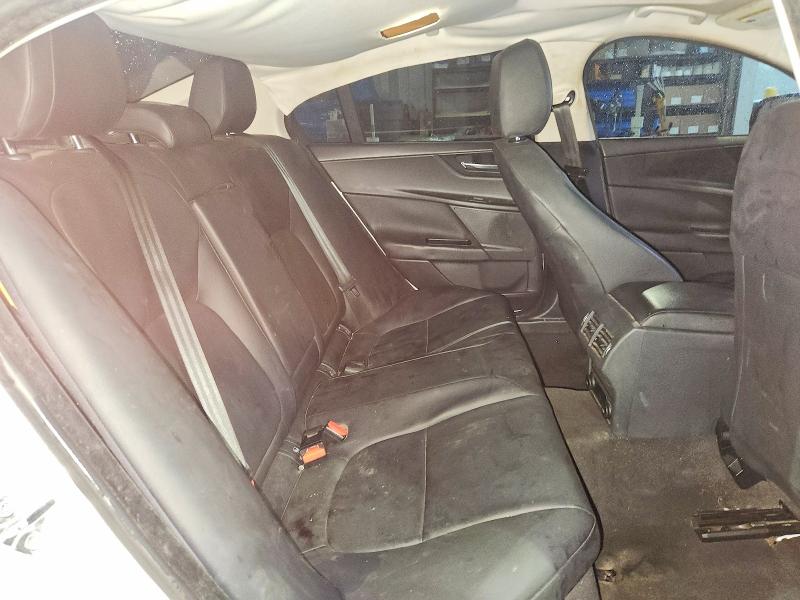 Продаж на аукціоні авто 2017 Jaguar Xe, vin: SAJAR4BG7HA978837, номер лоту: 52924966