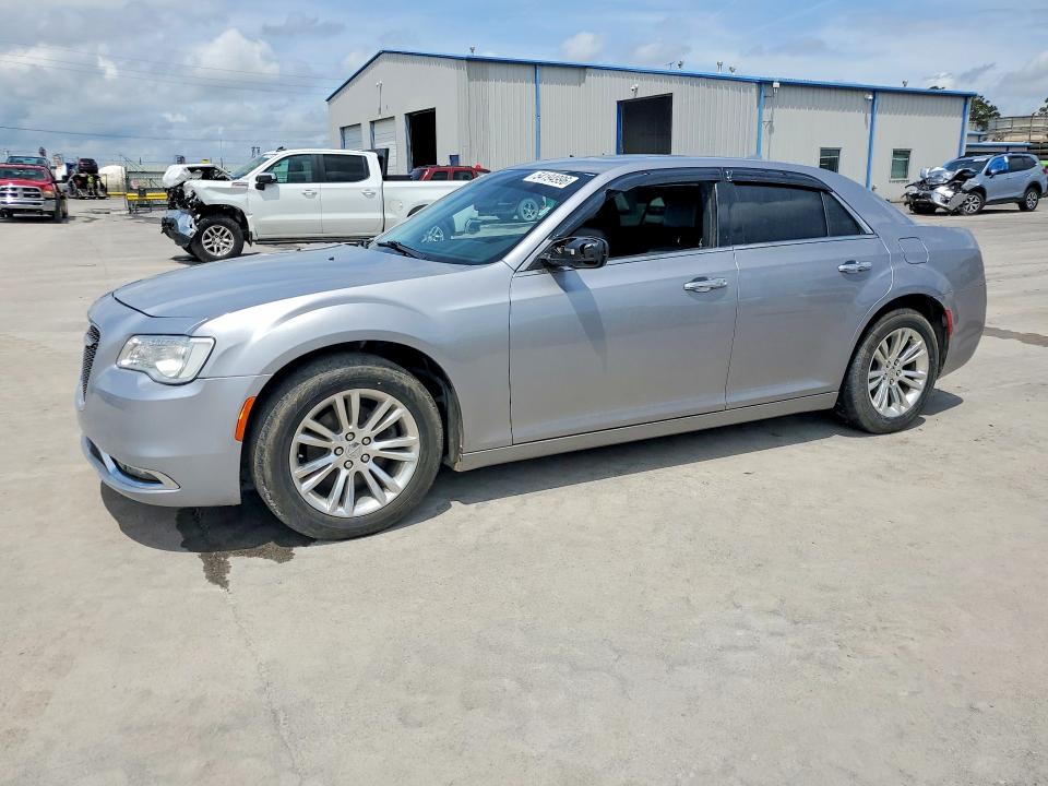 Auction sale of the 2016 Chrysler 300c, vin: 2C3CCAEGXGH260836, lot number: 54194996