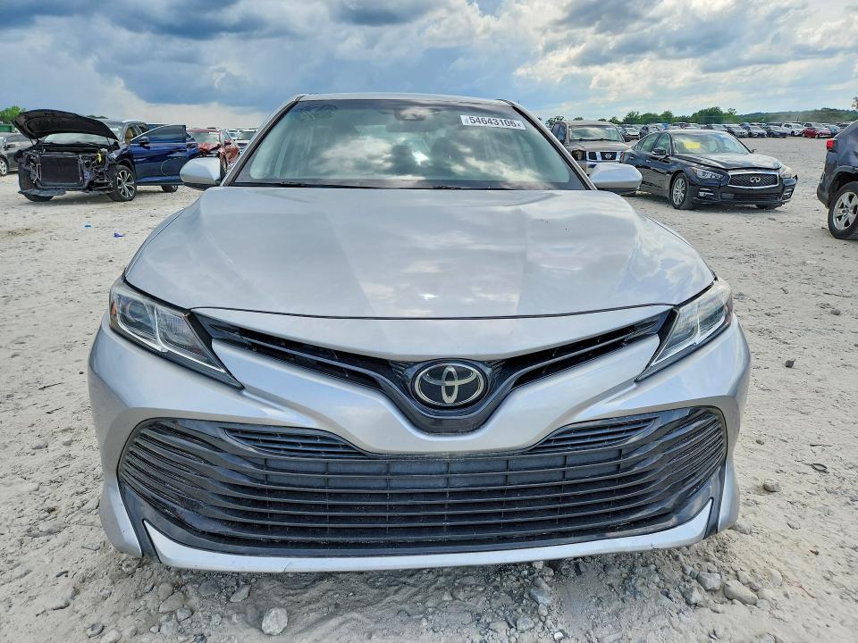 Продаж на аукціоні авто 2019 Toyota Camry, vin: 4T1B11HK0KU751446, номер лоту: 54643106