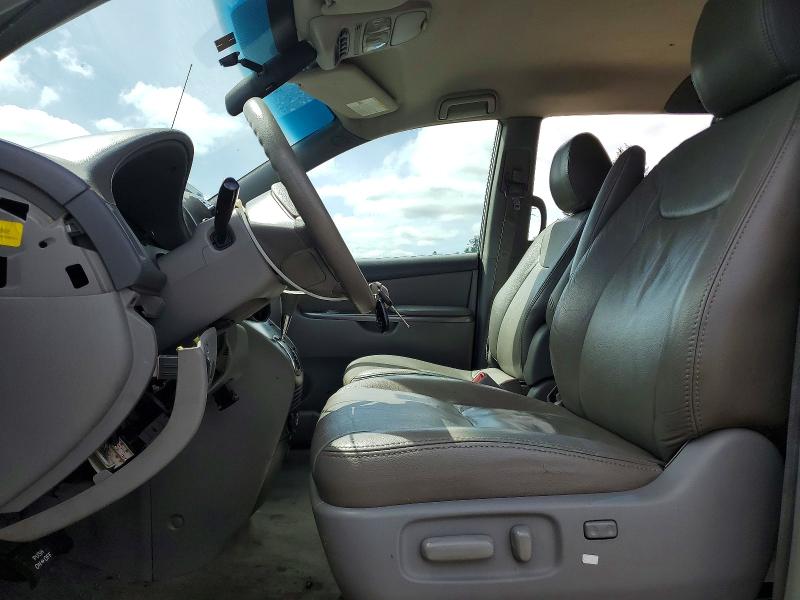 2010 Toyota Sienna მანქანა იყიდება აუქციონზე, vin: 5TDKK4CC3AS321125, აუქციონის ნომერი: 53624576