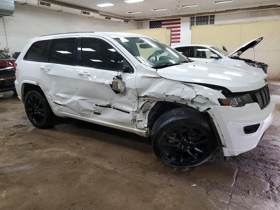 Продажа на аукционе авто 2022 Jeep Grand Cherokee, vin: 1C4RJFAGXNC148066, номер лота: 52190496