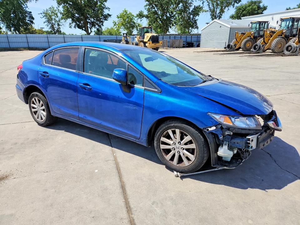 2013 Honda Civic მანქანა იყიდება აუქციონზე, vin: 19XFB2F52DE280035, აუქციონის ნომერი: 53033086