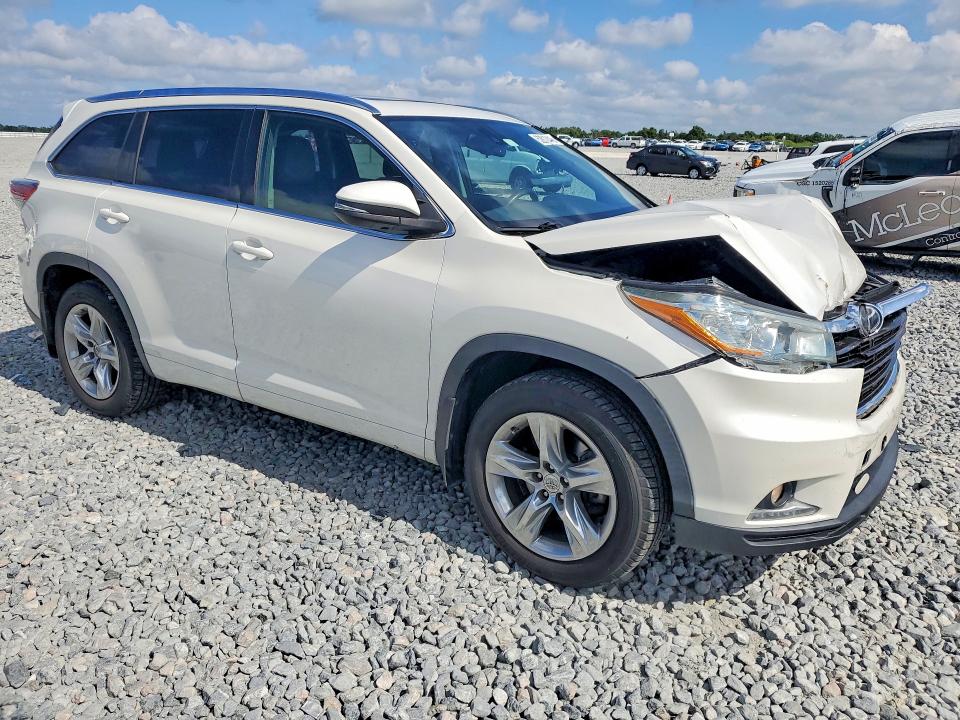 52812446 :رقم المزاد ، 5TDDKRFH5FS075585 vin ، 2015 Toyota Highlander مزاد بيع