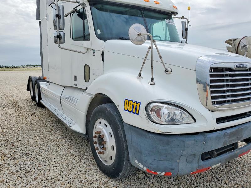 52889616 :رقم المزاد ، 1FUJA6CK47LW28114 vin ، 2007 Freigliner Conventional مزاد بيع