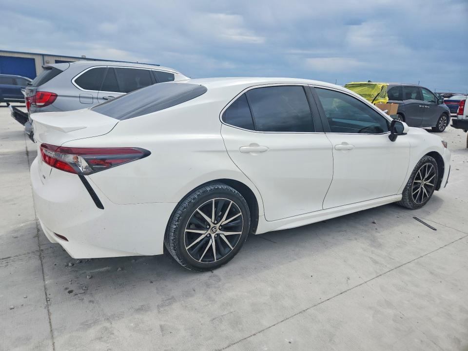 2021 Toyota Camry მანქანა იყიდება აუქციონზე, vin: 4T1G11AK6MU459903, აუქციონის ნომერი: 53364486