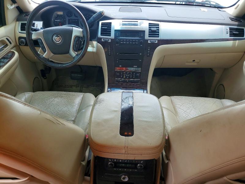 55246806 :رقم المزاد ، 1GYEC63888R100933 vin ، 2008 Cadillac Escalade مزاد بيع