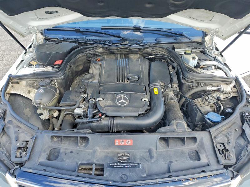 2014 Mercedes-benz C მანქანა იყიდება აუქციონზე, vin: WDDGF4HB9ER317603, აუქციონის ნომერი: 53492826