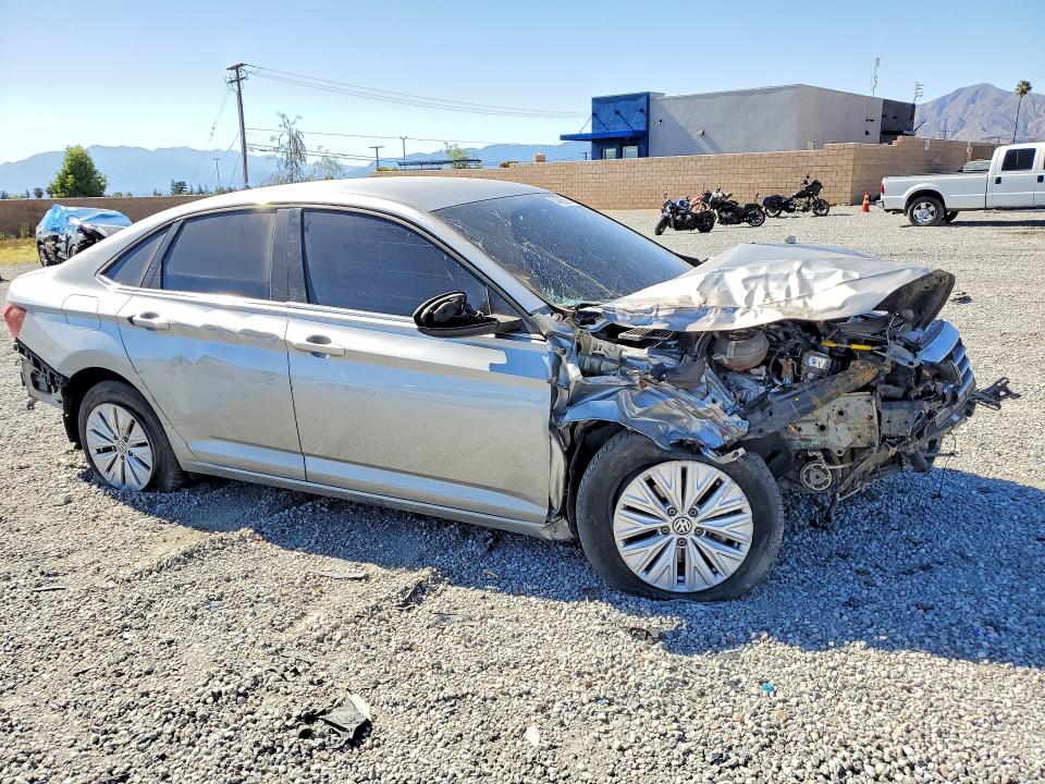 54356686 :رقم المزاد ، 3VWCB7BU1KM202780 vin ، 2019 Volkswagen Jetta مزاد بيع
