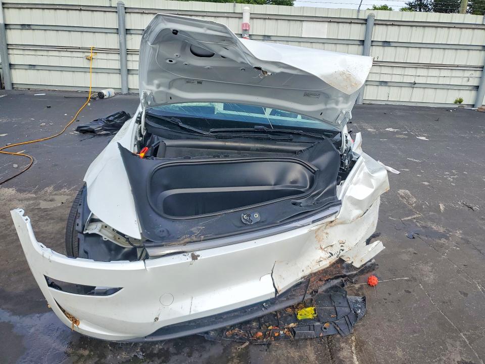Продажа на аукционе авто 2026 Tesla Model Y, vin: 7SAYGDED6TA644142, номер лота: 55088566