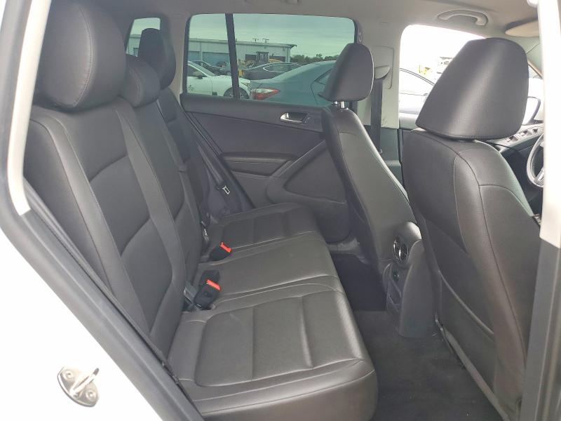 Продаж на аукціоні авто 2015 Volkswagen Tiguan, vin: WVGBV7AX7FW605570, номер лоту: 53765086