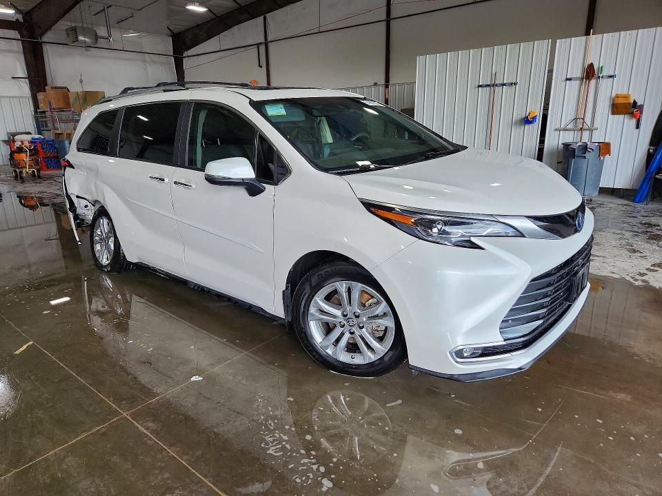 Aukcja sprzedaży 2024 Toyota Sienna, vin: 5TDESKFC5RS113692, numer aukcji: 54681996