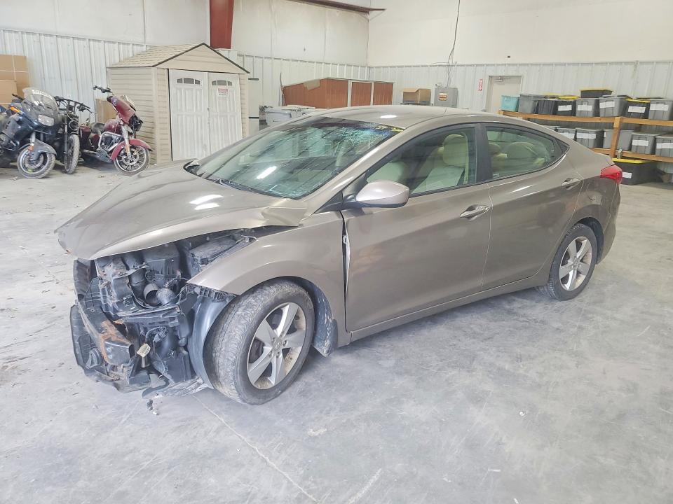 2013 Hyundai Elantra მანქანა იყიდება აუქციონზე, vin: 5NPDH4AE6DH392616, აუქციონის ნომერი: 52472756