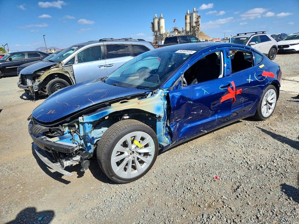 Продажа на аукционе авто 2021 Tesla Model 3, vin: 5YJ3E1EBXMF005941, номер лота: 54560926