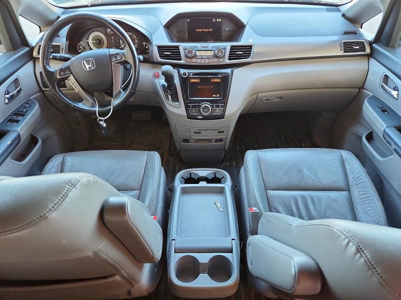 52738116 :رقم المزاد ، 5FNRL5H61FB102003 vin ، 2015 Honda Odyssey مزاد بيع