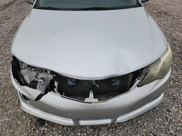 52314266 :رقم المزاد ، 4T1BF1FKXEU335381 vin ، 2014 Toyota Camry مزاد بيع