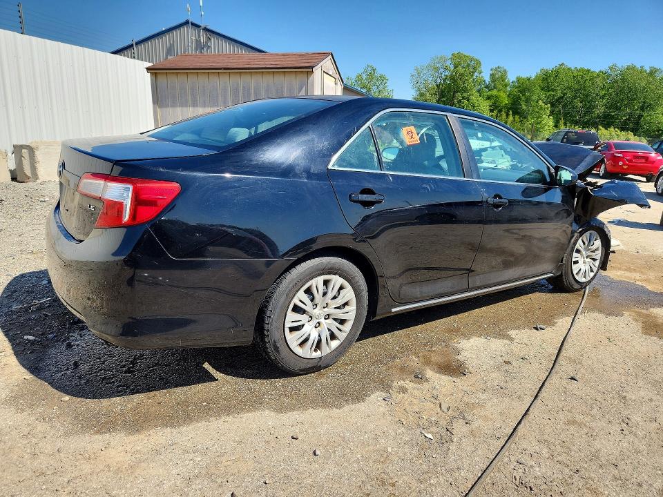 52770326 :رقم المزاد ، 4T1BF1FK4DU260448 vin ، 2013 Toyota Camry مزاد بيع