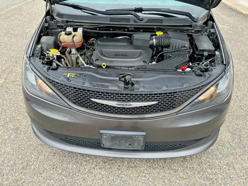 2022 Chrysler Voyager მანქანა იყიდება აუქციონზე, vin: 2C4RC1CGXNR105042, აუქციონის ნომერი: 52889566