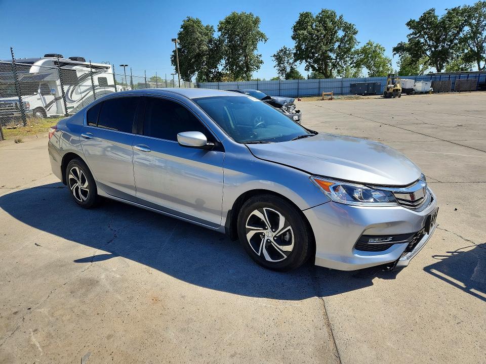 Aukcja sprzedaży 2017 Honda Accord, vin: 1HGCR2F37HA013142, numer aukcji: 53824416