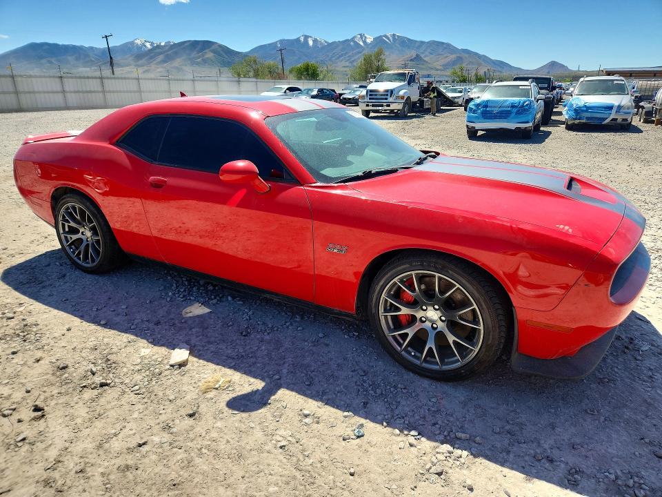 51858246 :رقم المزاد ، 2C3CDZDJ4FH869217 vin ، 2015 Dodge Challenger مزاد بيع
