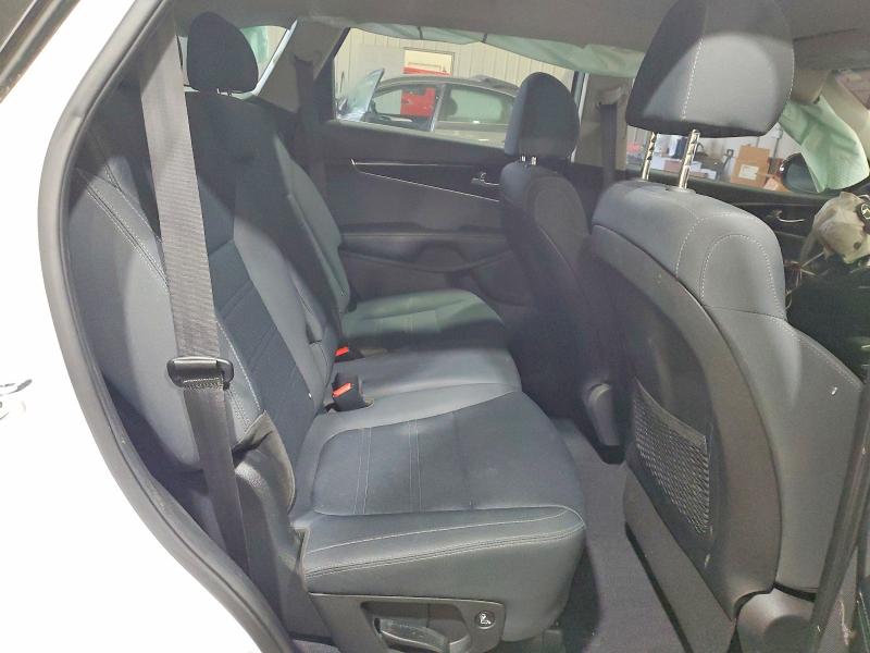 52122286 :رقم المزاد ، 5XYPG4A37LG657631 vin ، 2020 Kia Sorento مزاد بيع