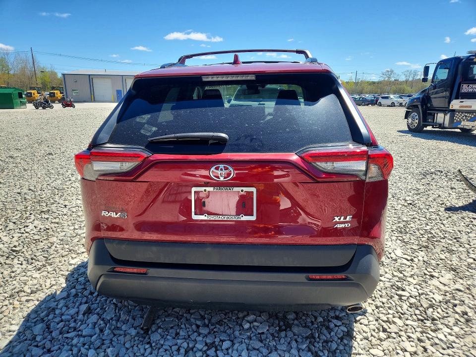 51706696 :رقم المزاد ، 2T3A1RFV1NW322268 vin ، 2022 Toyota Rav4 مزاد بيع