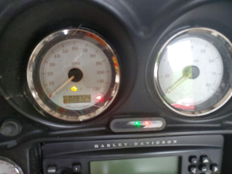 2011 Harley-davidson Flhx მანქანა იყიდება აუქციონზე, vin: 1HD1KB413BB646149, აუქციონის ნომერი: 54281646