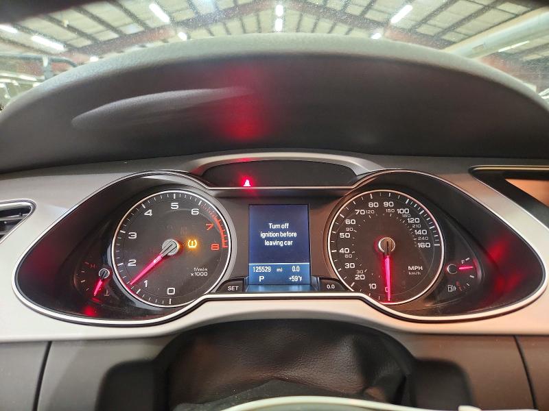 2015 Audi A4 მანქანა იყიდება აუქციონზე, vin: WAUFFAFL8FN037726, აუქციონის ნომერი: 52242486